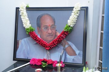 Celebrities Pay Homage To Edida Nageswara Rao